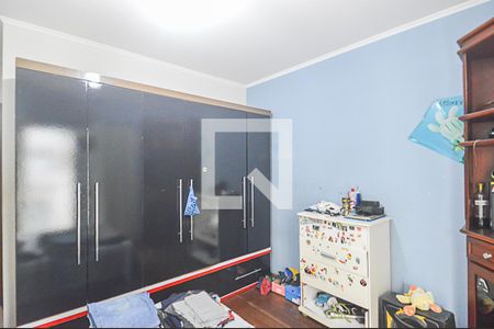 Casa à venda com 326m², 4 quartos e 6 vagas Casa à venda com 326m², 4 quartos e 6 vagasQuarto