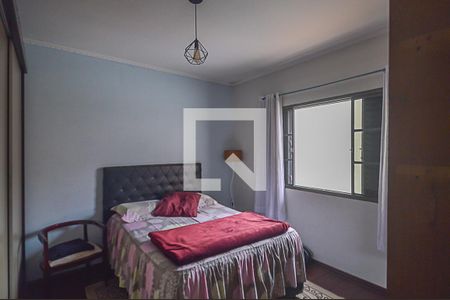 Casa à venda com 326m², 4 quartos e 6 vagas Casa à venda com 326m², 4 quartos e 6 vagasQuarto 3 - Suíte