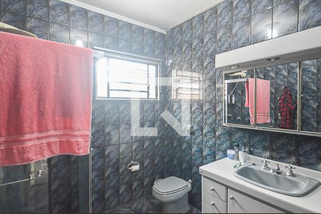 Casa à venda com 326m², 4 quartos e 6 vagas Casa à venda com 326m², 4 quartos e 6 vagasBanheiro da Suíte 3