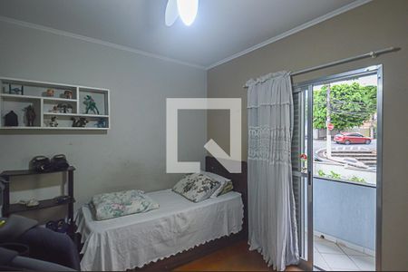 Casa à venda com 326m², 4 quartos e 6 vagas Casa à venda com 326m², 4 quartos e 6 vagasQuarto Suíte