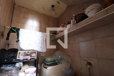 Casa à venda com 100m², 4 quartos e 2 vagasLavanderia - casa 2