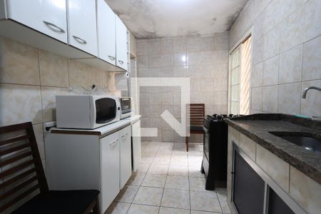 Casa à venda com 100m², 4 quartos e 2 vagasCozinha - casa 1