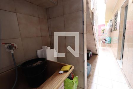 Casa à venda com 100m², 4 quartos e 2 vagasLavanderia - casa 2