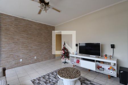 Casa à venda com 100m², 4 quartos e 2 vagasSala - casa 2