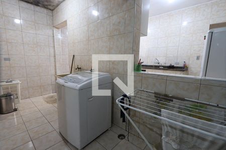 Casa à venda com 100m², 4 quartos e 2 vagasLavanderia - casa 1
