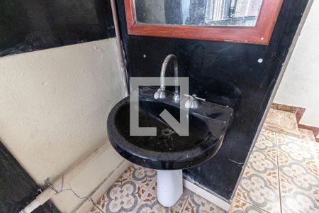 Casa para alugar com 80m², 3 quartos e sem vaga Casa para alugar com 80m², 3 quartos e sem vagaBanheiro