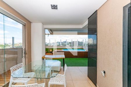 Apartamento à venda com 246m², 4 quartos e 4 vagasVaranda gourmet