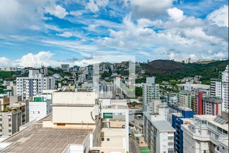 Apartamento à venda com 246m², 4 quartos e 4 vagasSuíte 1