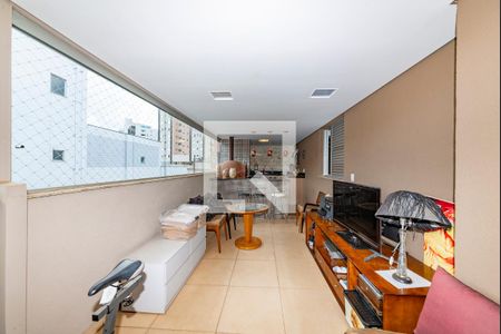 Apartamento à venda com 246m², 4 quartos e 4 vagasVaranda gourmet