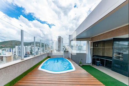 Apartamento à venda com 246m², 4 quartos e 4 vagasPiscina