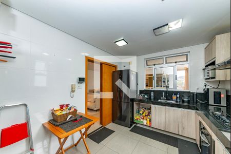 Apartamento à venda com 246m², 4 quartos e 4 vagasCozinha