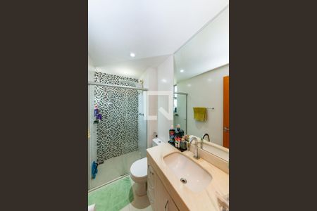 Apartamento à venda com 246m², 4 quartos e 4 vagasBanheiro Social