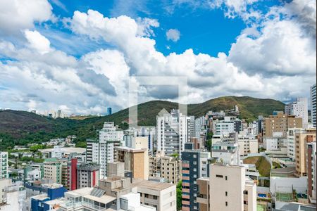 Apartamento à venda com 246m², 4 quartos e 4 vagasSuíte 1