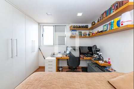 Apartamento à venda com 246m², 4 quartos e 4 vagasQuarto 3