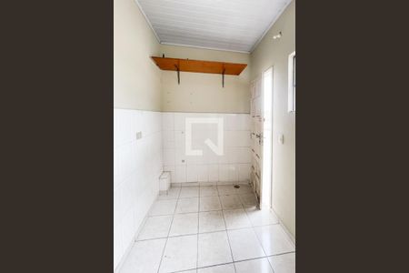 Casa à venda com 117m², 2 quartos e 2 vagas Casa à venda com 117m², 2 quartos e 2 vagasQuarto - Edícula