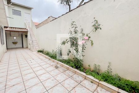 Casa à venda com 117m², 2 quartos e 2 vagas Casa à venda com 117m², 2 quartos e 2 vagasQuintal