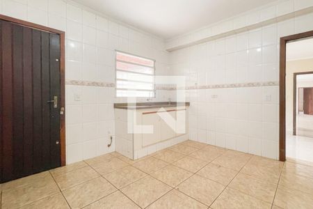 Casa à venda com 117m², 2 quartos e 2 vagas Casa à venda com 117m², 2 quartos e 2 vagasCozinha