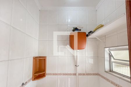 Casa à venda com 117m², 2 quartos e 2 vagas Casa à venda com 117m², 2 quartos e 2 vagasBanheiro de Serviço