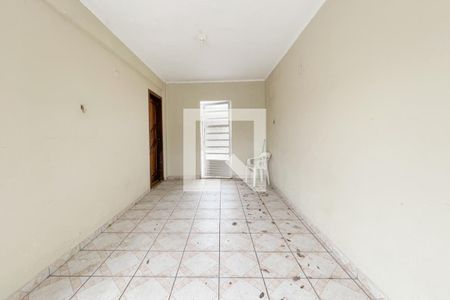 Casa à venda com 117m², 2 quartos e 2 vagas Casa à venda com 117m², 2 quartos e 2 vagasEntrada