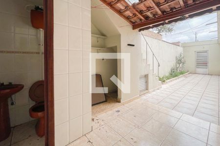 Casa à venda com 117m², 2 quartos e 2 vagas Casa à venda com 117m², 2 quartos e 2 vagasÁrea de Serviço