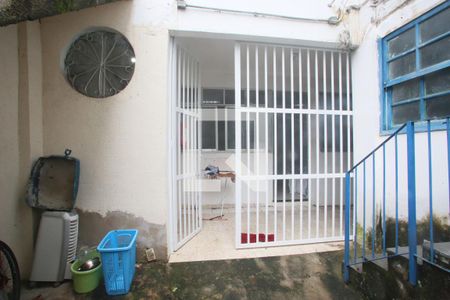 Casa de condomínio para alugar com 50m², 1 quarto e 1 vagaEntrada