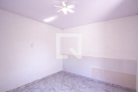 Quarto de casa para alugar com 1 quarto, 40m² em Trindade, São Gonçalo