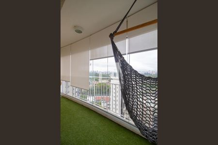 Apartamento à venda com 76m², 1 quarto e 1 vagaVaranda