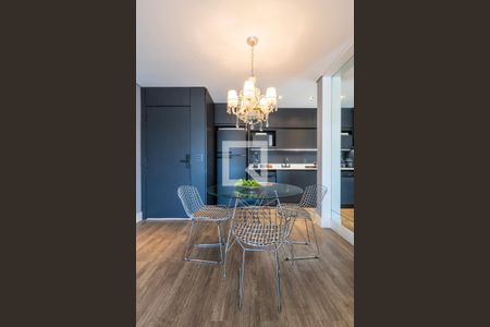 Apartamento à venda com 76m², 1 quarto e 1 vagaSala