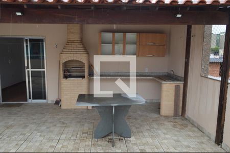 Casa de condomínio à venda com 220m², 4 quartos e sem vagaTerraço