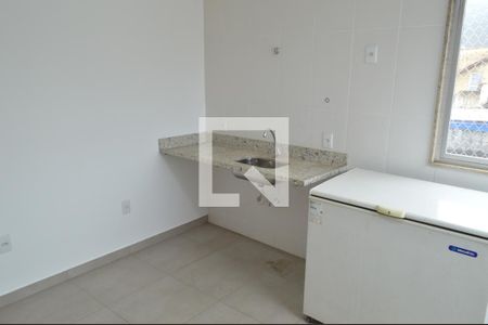 Casa de condomínio à venda com 220m², 4 quartos e sem vagaÁrea de Serviço