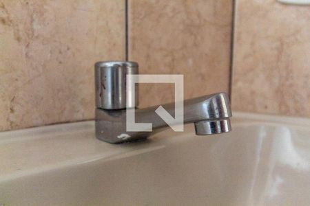 Casa de condomínio para alugar com 153m², 3 quartos e 2 vagasBanheiro da Suíte 2