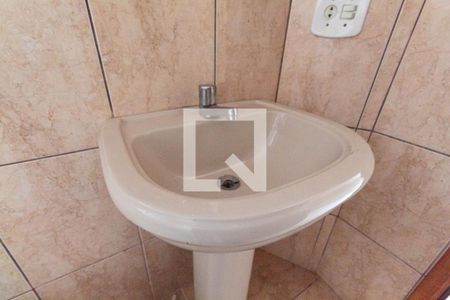 Casa de condomínio para alugar com 153m², 3 quartos e 2 vagasBanheiro da Suíte 2