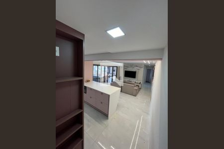 Apartamento à venda com 121m², 3 quartos e 2 vagasFoto 02