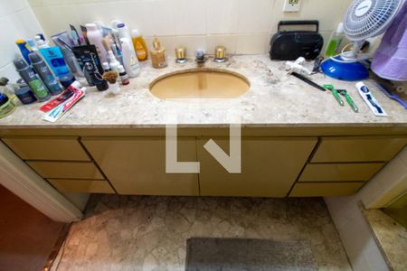 Apartamento à venda com 136m², 3 quartos e 2 vagas Apartamento à venda com 136m², 3 quartos e 2 vagasBanheiro