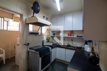 Apartamento à venda com 136m², 3 quartos e 2 vagas Apartamento à venda com 136m², 3 quartos e 2 vagasCozinha