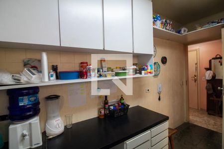 Apartamento à venda com 136m², 3 quartos e 2 vagas Apartamento à venda com 136m², 3 quartos e 2 vagasCozinha