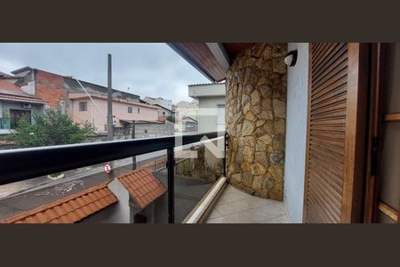 Casa à venda com 314m², 3 quartos e 6 vagasVaranda Quarto 3