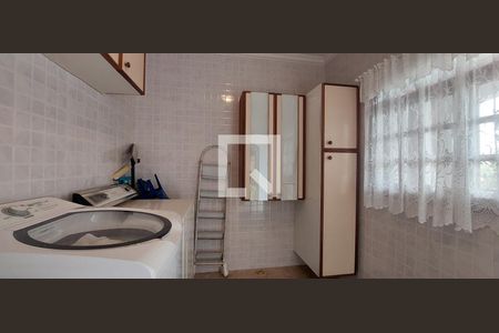 Casa à venda com 314m², 3 quartos e 6 vagasÁrea de Serviço