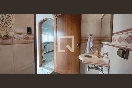 Casa à venda com 314m², 3 quartos e 6 vagasBanheiro 3