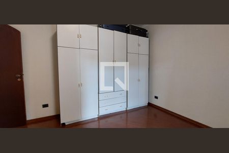 Casa à venda com 314m², 3 quartos e 6 vagasQuarto 3