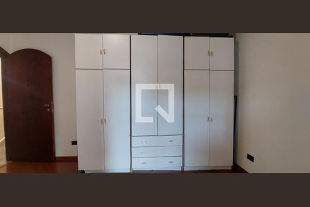 Casa à venda com 314m², 3 quartos e 6 vagasQuarto 3