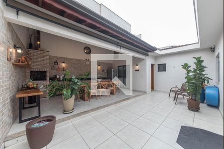Casa à venda com 225m², 4 quartos e 3 vagasÁrea comum