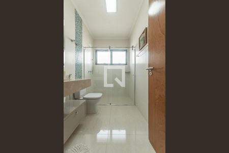 Casa à venda com 225m², 4 quartos e 3 vagasBanheiro Social