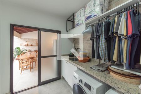 Casa à venda com 225m², 4 quartos e 3 vagasÁrea de serviço