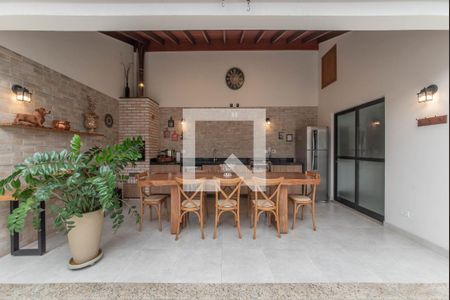 Casa à venda com 225m², 4 quartos e 3 vagasÁrea comum