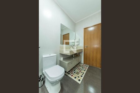 Casa à venda com 225m², 4 quartos e 3 vagasBanheiro da Suíte 2