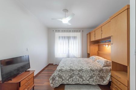 Casa à venda com 225m², 4 quartos e 3 vagasSuíte 1