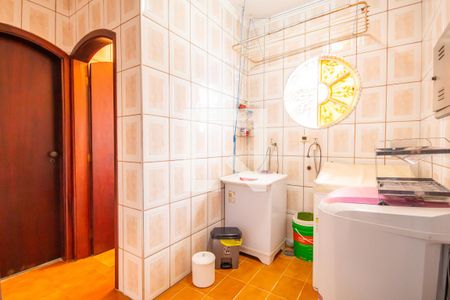 Casa para alugar com 948m², 4 quartos e 6 vagas Casa para alugar com 948m², 4 quartos e 6 vagasÁrea de Serviço