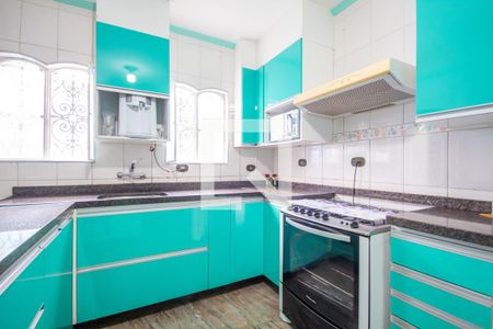 Casa para alugar com 948m², 4 quartos e 6 vagas Casa para alugar com 948m², 4 quartos e 6 vagasCozinha