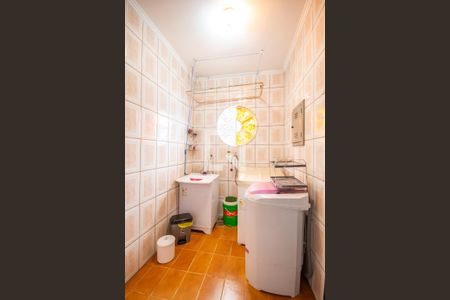 Casa para alugar com 948m², 4 quartos e 6 vagas Casa para alugar com 948m², 4 quartos e 6 vagasÁrea de Serviço